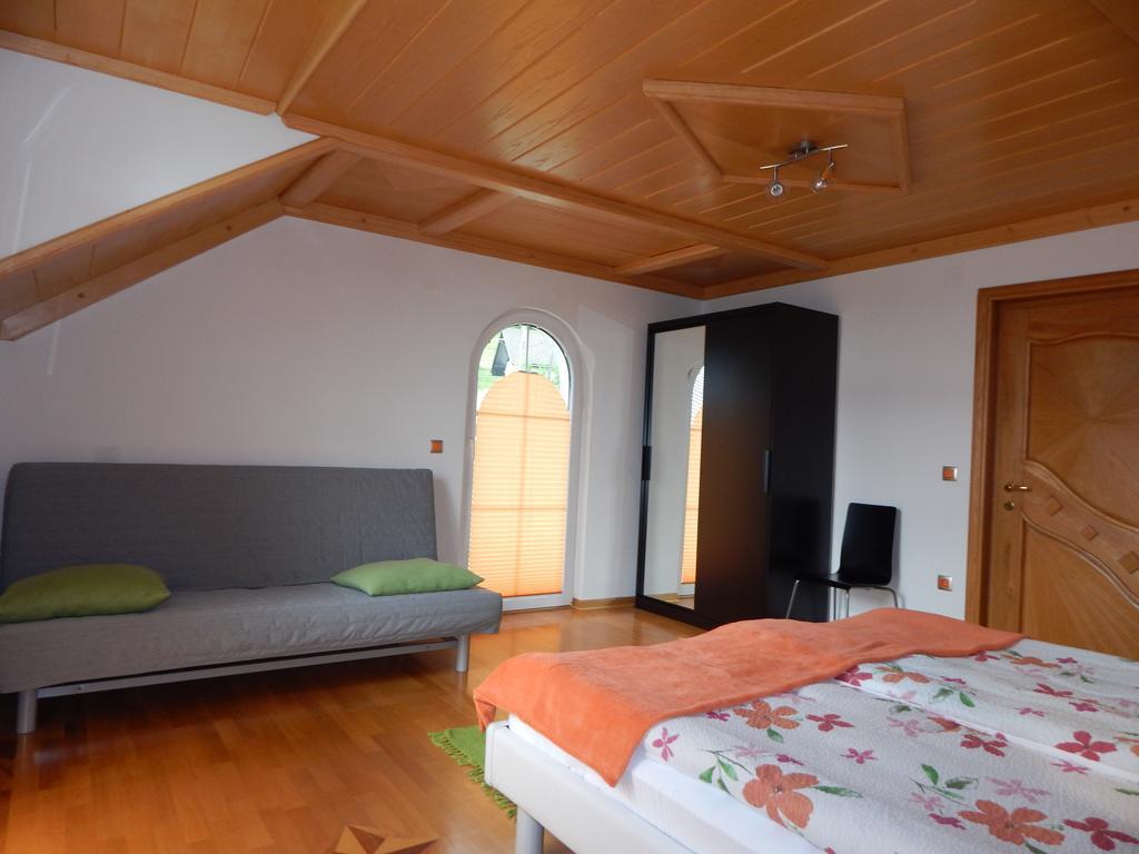 Rooms Ambrozic ブレッド 部屋 写真