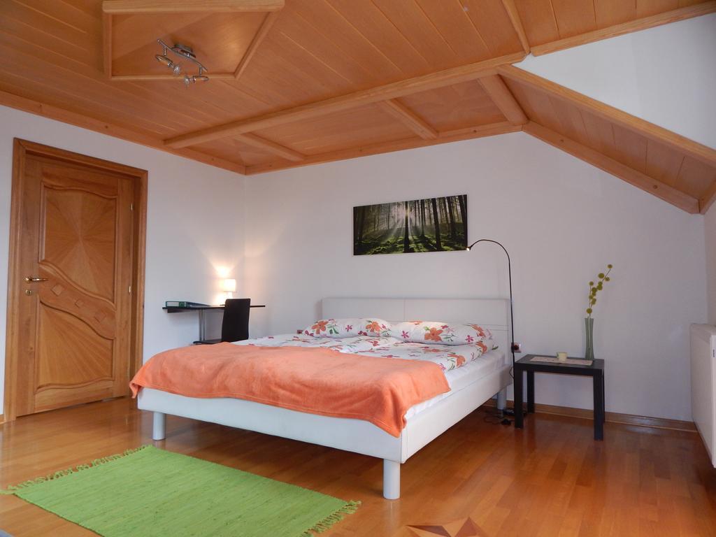 Rooms Ambrozic ブレッド 部屋 写真