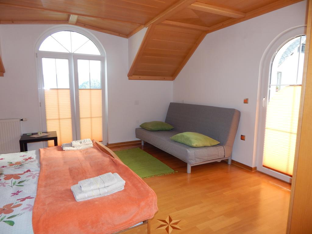 Rooms Ambrozic ブレッド 部屋 写真
